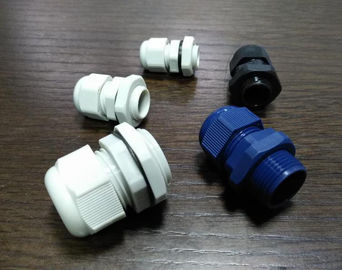 Farbenfrohe Steckdose UL Nylon 6/6 Wasserdichte Kabeldrüse -40°C bis 100°C Arbeitstemperatur