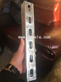 Hot Dip Galvanized Steel Slotted Unistrut Kanal zur Unterstützung von Leitungen 41X 41MM
